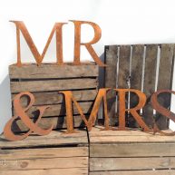 Roeste letters Mr & Mrs